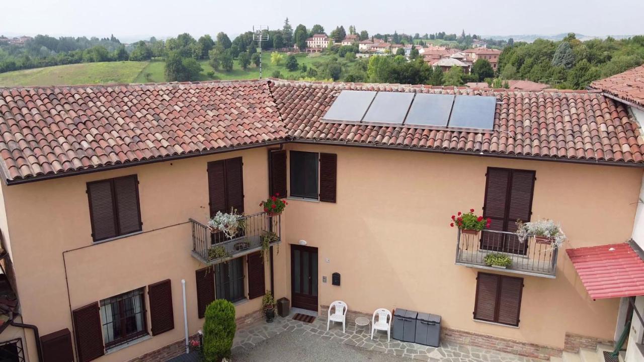 Casa Graziella- Appartamenti Vacanze Portacomaro 外观 照片